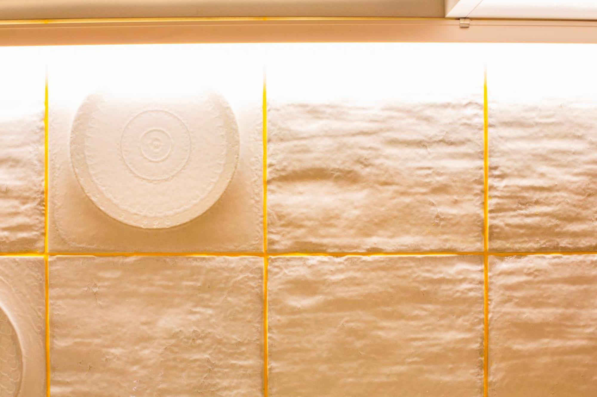 Yellow Apartment In Avlabari Tbilisi Eksteriør billede